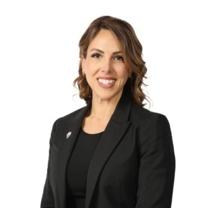 image of agent Julie Brown